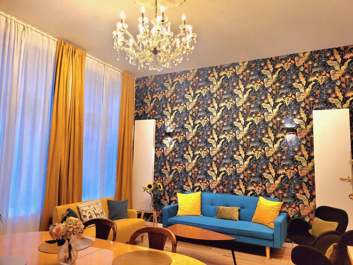 Brand New Iris Room With Private Bathroom And Balcony Брюксел Екстериор снимка
