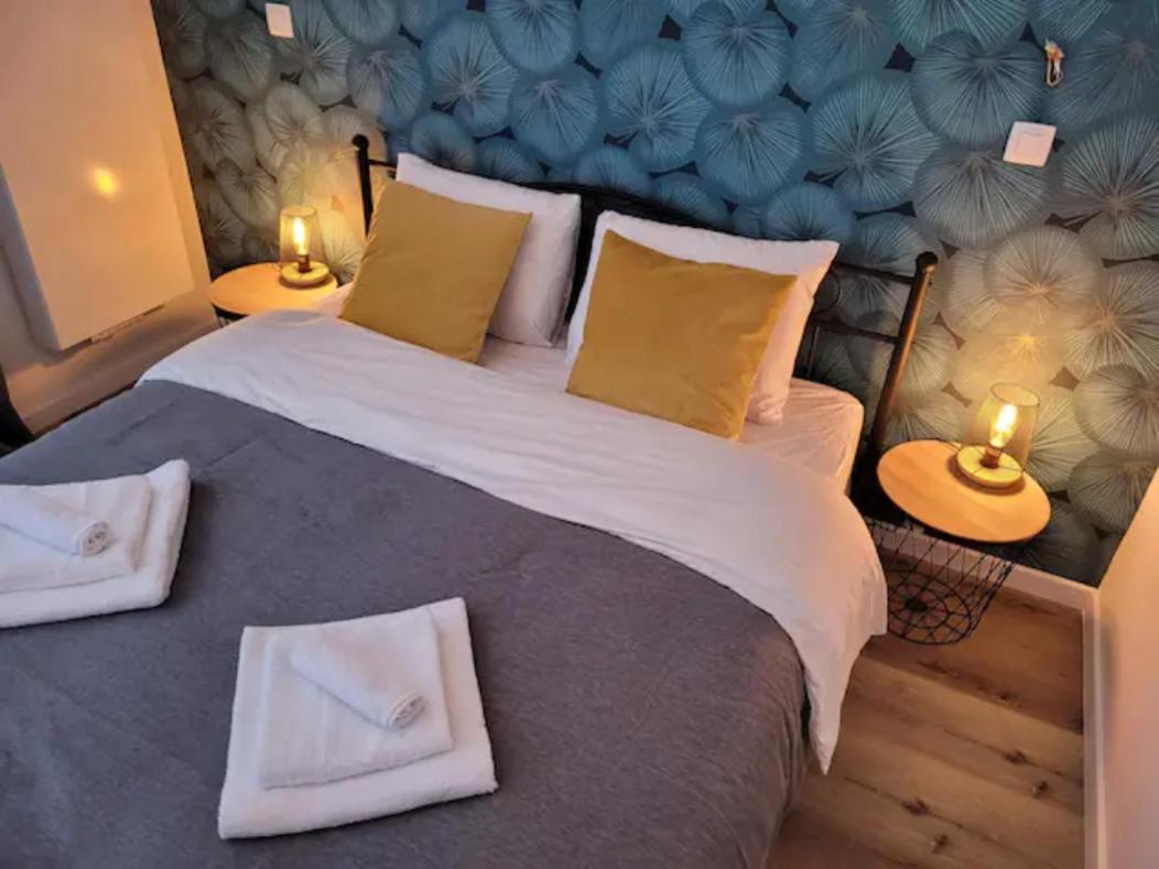 Brand New Iris Room With Private Bathroom And Balcony Брюксел Екстериор снимка